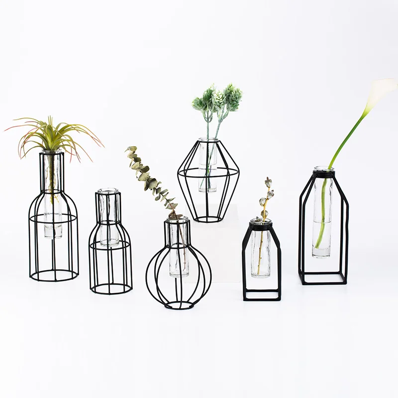 NEW Vase abstract Black lines minimalist abstract iron vase dried flower vase racks Nordic flower ornaments
NEW Vase abstract Black lines minimalist abstract iron vase dried flower vase racks Nordic flower ornaments
