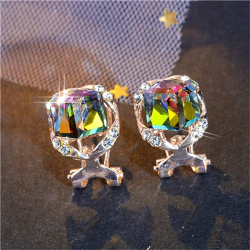 2019 New Arrival white pearl black Flower femme ear buckle Stud earing Flowers Fashion pendientes earrings for Women Jewelry
2019 New Arrival white pearl black Flower femme ear buckle Stud earing Flowers Fashion pendientes earrings for Women Jewelry