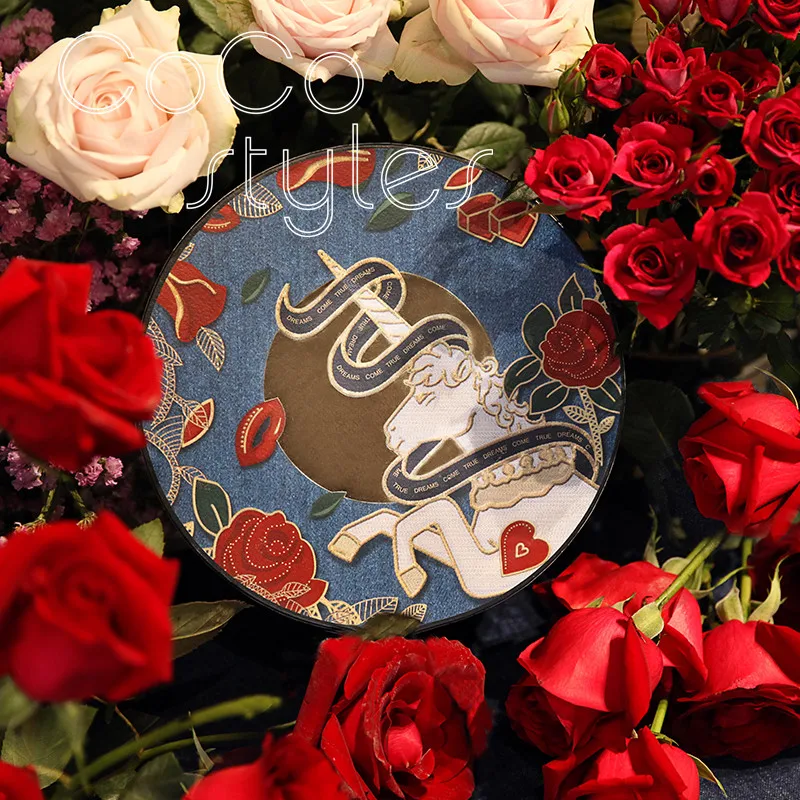 Cocostyles custom blank vintage round hard cover box with rose and unicorn printing for event wedding party thank you gift box 
Cocostyles custom blank vintage round hard cover box with rose and unicorn printing for event wedding party thank you gift box