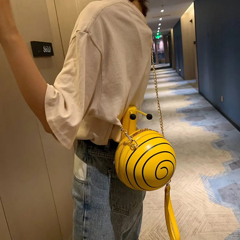 2019 New Cartoon Cute Snail Shape Pu Leather Women Shoulder Bag Candy Color Round Crossbody Bags For Women Handbag Girls
2019 New Cartoon Cute Snail Shape Pu Leather Women Shoulder Bag Candy Color Round Crossbody Bags For Women Handbag Girls