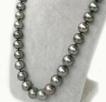 19" 9-8 mm natural Australian south seas black pearl necklace 18 inch 14K (0926)
19" 9-8 mm natural Australian south seas black pearl necklace 18 inch 14K (0926)