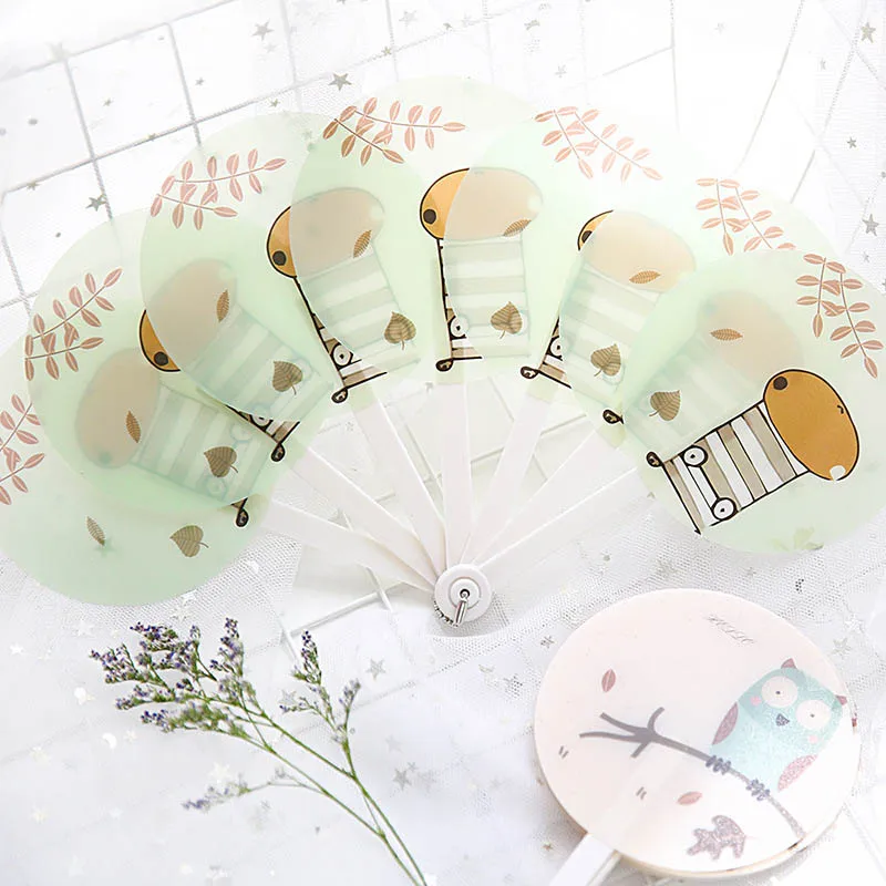 Folding Fan Plastic Cute Fruit Children Students Festival Gift Cartoon Animal Hand-held Fans Circular Portable Summer Supplies
Folding Fan Plastic Cute Fruit Children Students Festival Gift Cartoon Animal Hand-held Fans Circular Portable Summer Supplies