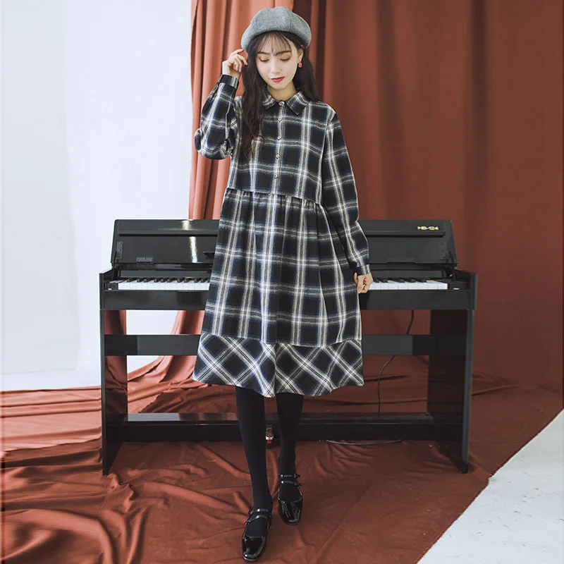 2019 Mori Girl Women Spring Elegant Dress Turn-Down Collar Black Plaid Shirt Dress Long Sleeve Vintage Autumn Casual Loose Dress
2019 Mori Girl Women Spring Elegant Dress Turn-Down Collar Black Plaid Shirt Dress Long Sleeve Vintage Autumn Casual Loose Dress