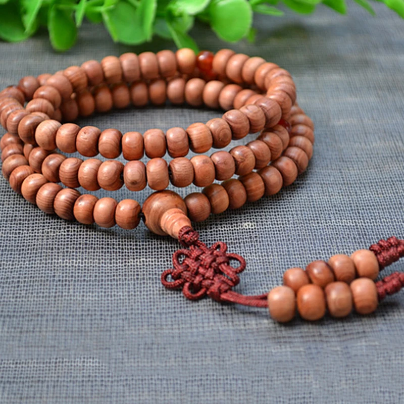 Wholeasle Natural Sandalwood Bracelets 108 Buddha Beads Manual Polished Smooth Pattern Rosary Hand String Jewelry
Wholeasle Natural Sandalwood Bracelets 108 Buddha Beads Manual Polished Smooth Pattern Rosary Hand String Jewelry