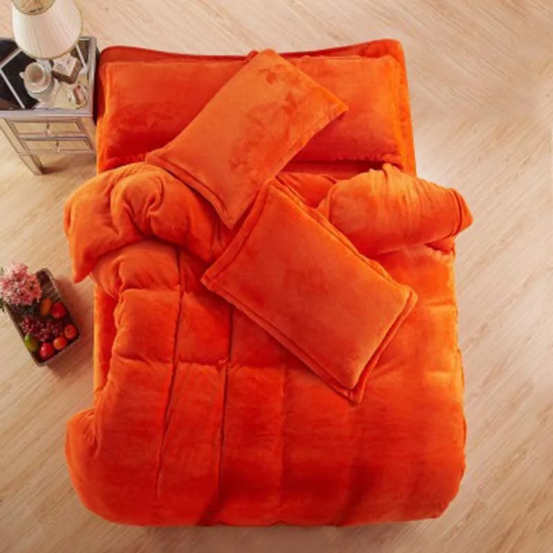 Autumn And Winter Warm Flannel Bedding Sets Fleece Duvet Cover Fitted Sheet Bed Cloth King Queen Twin Size
Autumn And Winter Warm Flannel Bedding Sets Fleece Duvet Cover Fitted Sheet Bed Cloth King Queen Twin Size