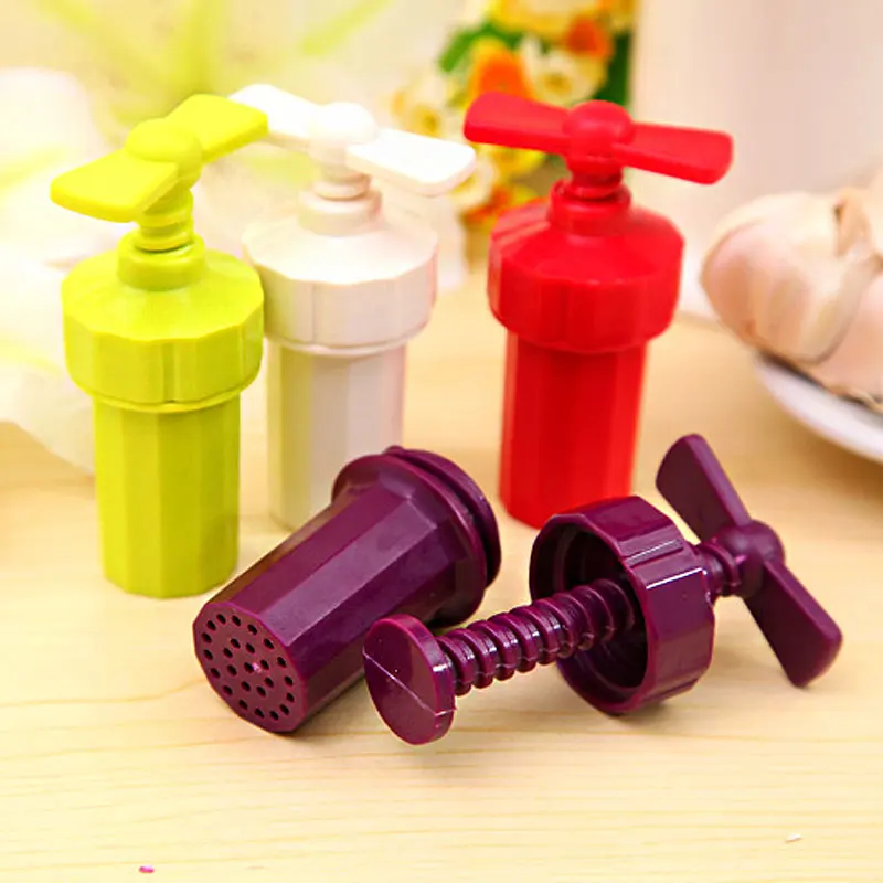 Hot New Kitchen Ginger Garlic Manual Press Twist Cutter Crusher Cooking Plastic Blenders Peeler Tools MDD88
Hot New Kitchen Ginger Garlic Manual Press Twist Cutter Crusher Cooking Plastic Blenders Peeler Tools MDD88