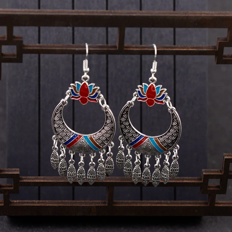 TopHanqi Indian Jhumka Jewelry Antique Ethnic Essential Oil Dangle Earrings For Women Sliver Color Fringed Tassel Drop Earring
TopHanqi Indian Jhumka Jewelry Antique Ethnic Essential Oil Dangle Earrings For Women Sliver Color Fringed Tassel Drop Earring