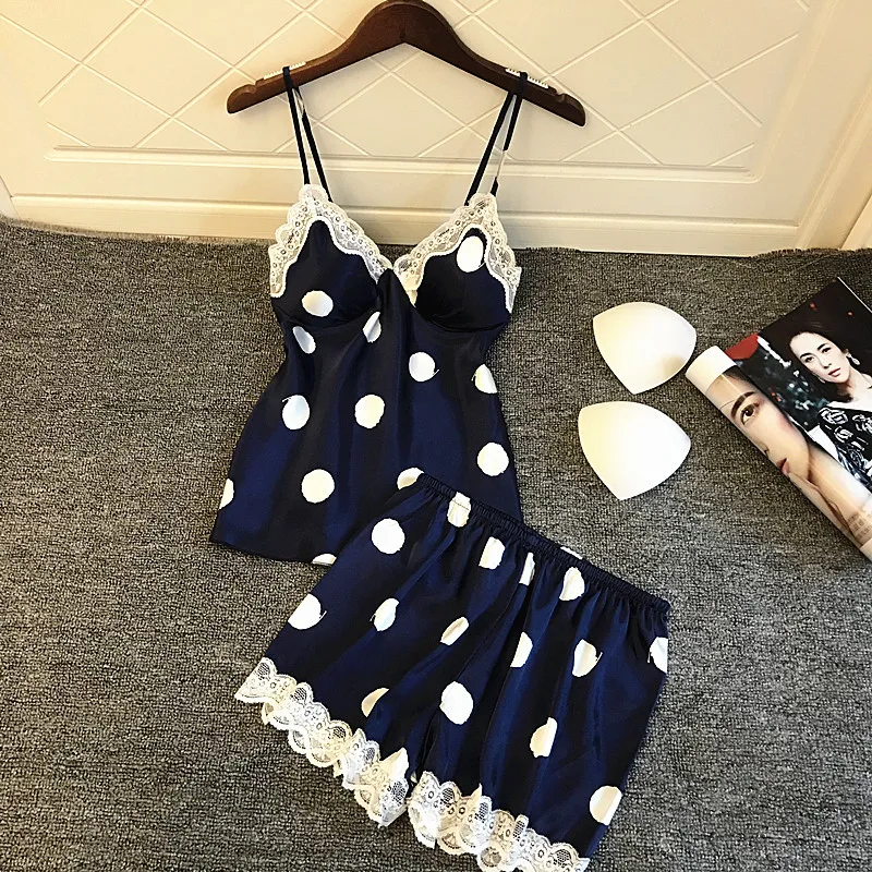 2019 Women Pajamas Sets with Shorts Cute Lace Satin Pijama Summer Nightwear Sexy Lingerie Silk Pyjamas Nightsuits Chest Pads
2019 Women Pajamas Sets with Shorts Cute Lace Satin Pijama Summer Nightwear Sexy Lingerie Silk Pyjamas Nightsuits Chest Pads
