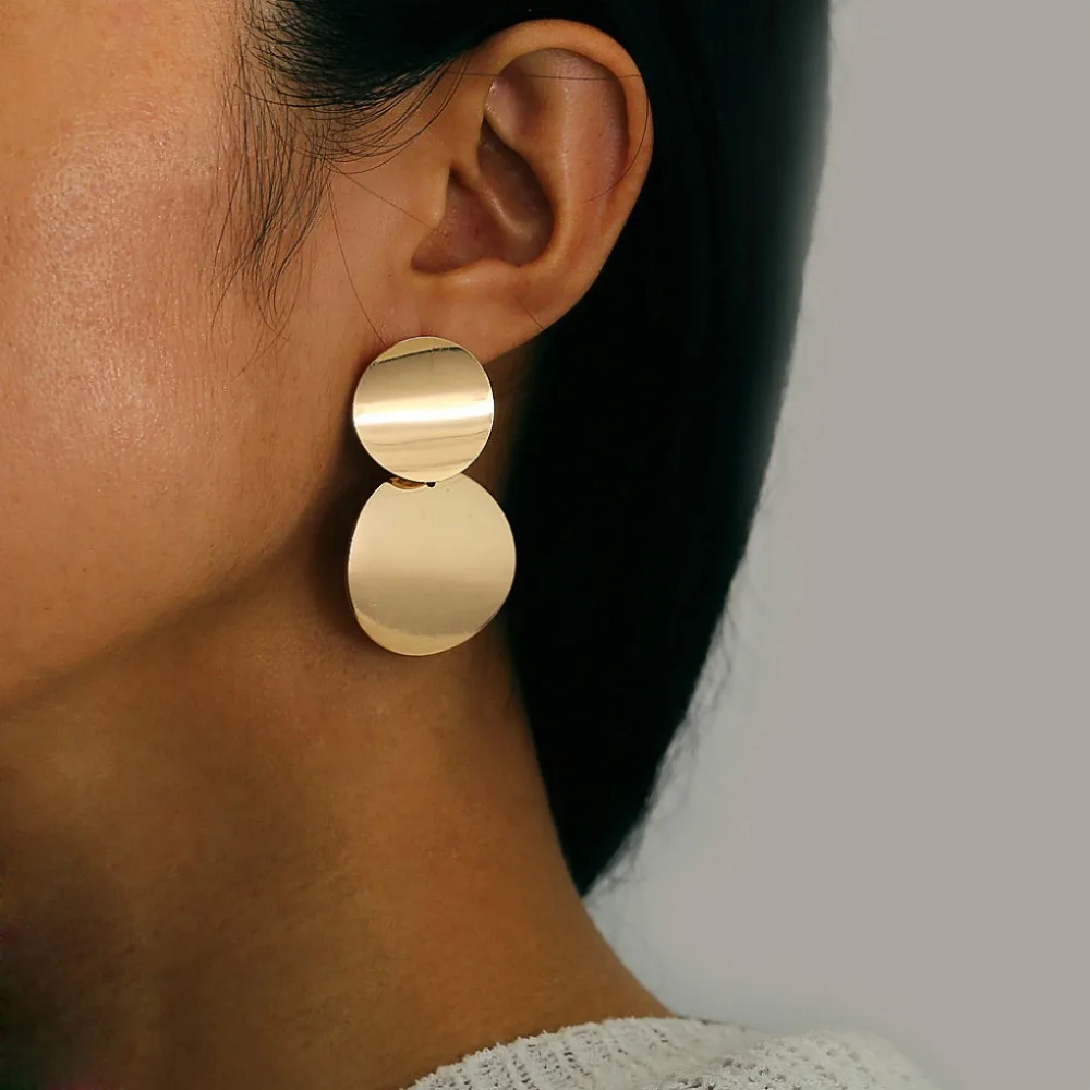 M MISM 1 Pair 2018 Circle Earrings New Fashion Women Metal Sequin Earring Accessory Punk Simple Style Exaggerated Personality
M MISM 1 Pair 2018 Circle Earrings New Fashion Women Metal Sequin Earring Accessory Punk Simple Style Exaggerated Personality
