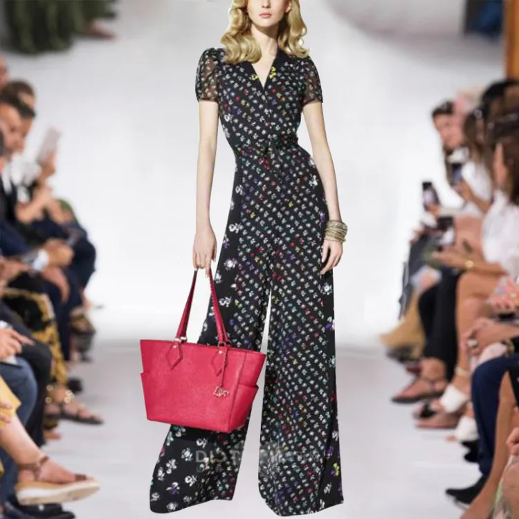2019Lady Female Elegant Long Wide Leg romper jumpsuits flower print short-sleeved lace-covered belly slim slimming
2019Lady Female Elegant Long Wide Leg romper jumpsuits flower print short-sleeved lace-covered belly slim slimming