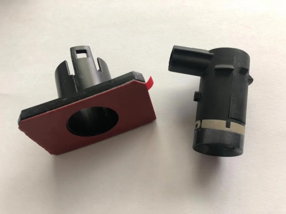 1pcs PDC Parking Distance Control sensor and bracket for Chinese SAIC ROEWE 550 MG6 Auto car motor parts
1pcs PDC Parking Distance Control sensor and bracket for Chinese SAIC ROEWE 550 MG6 Auto car motor parts