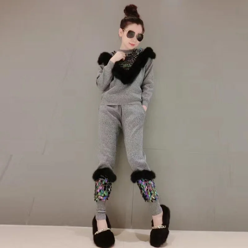 2019 Autumn Winter Fashion Elegant Knitted Pant Suit Casual 2 Piece Set Women Feather design Sweater Slim Knit Pants Suits Sets
2019 Autumn Winter Fashion Elegant Knitted Pant Suit Casual 2 Piece Set Women Feather design Sweater Slim Knit Pants Suits Sets