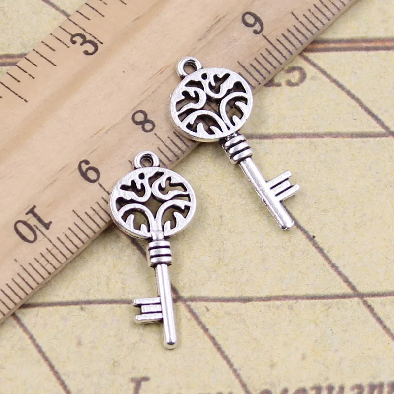 15pcs/lot Charms vintage skeleton key 27x11mm Tibetan Silver Pendants Crafts Making Findings Handmade Antique DIY Jewelry
15pcs/lot Charms vintage skeleton key 27x11mm Tibetan Silver Pendants Crafts Making Findings Handmade Antique DIY Jewelry