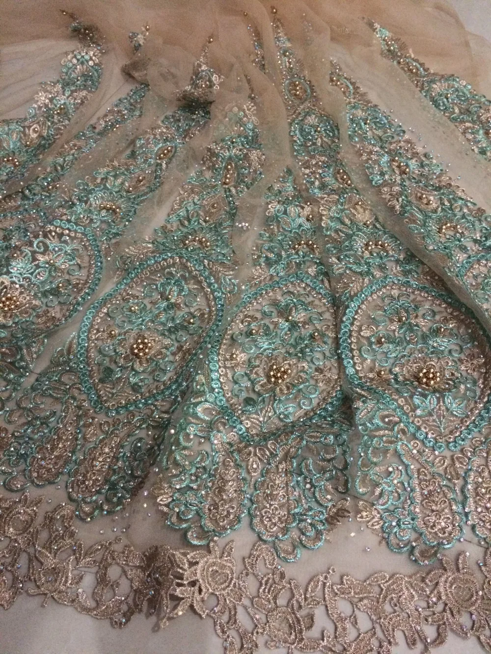 CiCi-62413 Nigerian French Guipure Lace Fabric African Net Lace Fabric with beads and stones for dress
CiCi-62413 Nigerian French Guipure Lace Fabric African Net Lace Fabric with beads and stones for dress