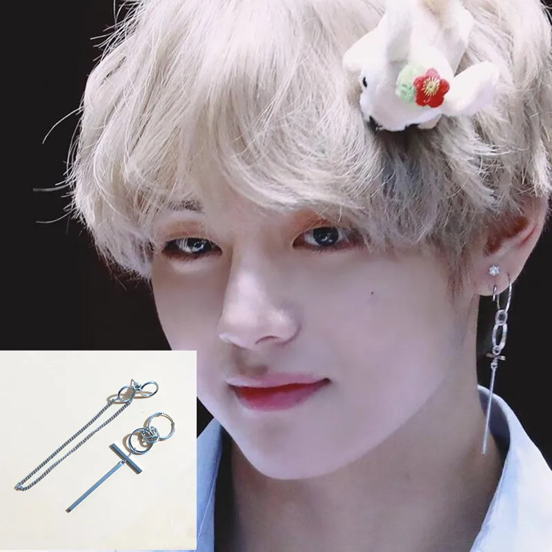 MODA JOYAS 2018 New Fashion 1 Pair KPOP V Earrings Bangtan Boys V Stud Doulbe Ring Chain Long Earrings Jewelry
MODA JOYAS 2018 New Fashion 1 Pair KPOP V Earrings Bangtan Boys V Stud Doulbe Ring Chain Long Earrings Jewelry