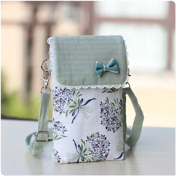 Cotton floral bow princess children school bags kids travel messenger cross-body money bags small phone pouches for girls
Cotton floral bow princess children school bags kids travel messenger cross-body money bags small phone pouches for girls