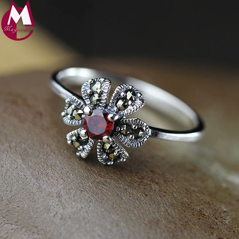 Vintage Flower Design Red Stone Garnet Real Sterling Thai Silver 925 Jewelry Female Valentine Day Gift Ring Women SR678
Vintage Flower Design Red Stone Garnet Real Sterling Thai Silver 925 Jewelry Female Valentine Day Gift Ring Women SR678