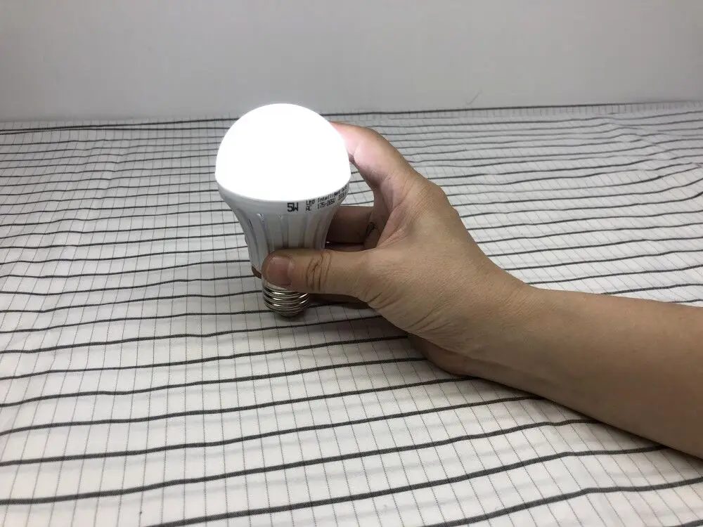 Earthing Silver Fabric for bed sheets conductive cotton fabric for making sheet Small Stripe
Earthing Silver Fabric for bed sheets conductive cotton fabric for making sheet Small Stripe