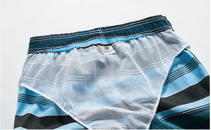 3710372111_1250333684