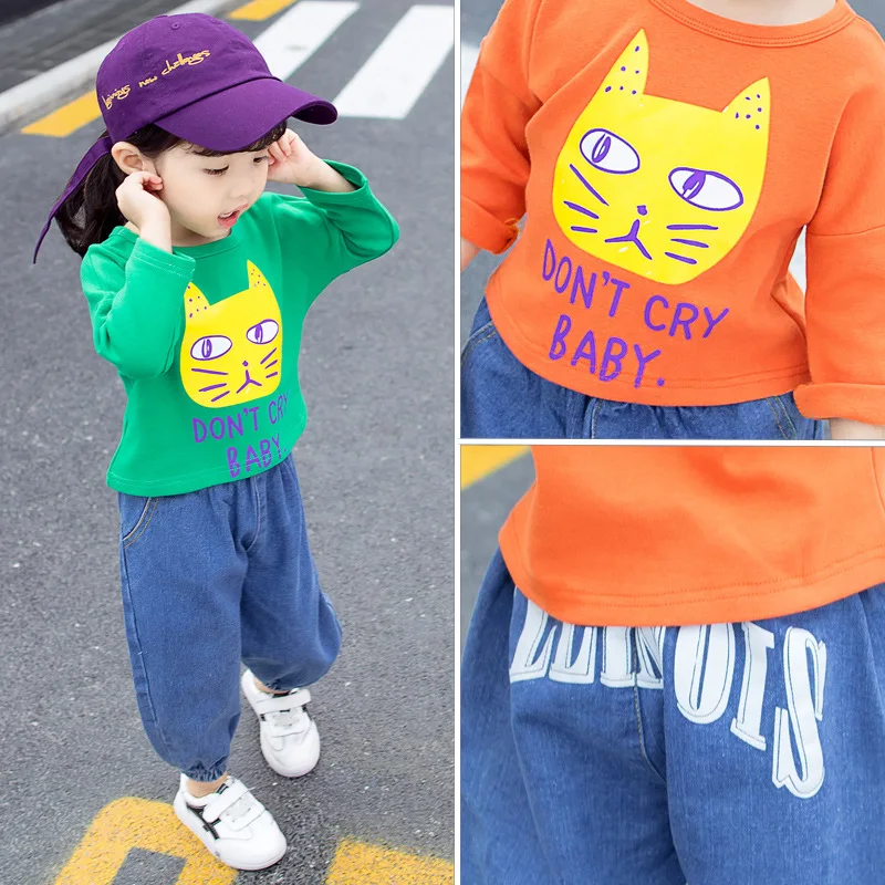 2018 Autumn New Girls Korean Version of The Sweater Jeans Foreign Gas Two-piece Suit 0-7 Years Old
2018 Autumn New Girls Korean Version of The Sweater Jeans Foreign Gas Two-piece Suit 0-7 Years Old