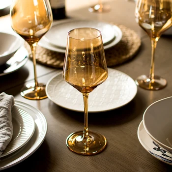 Fashion wine glass Lead free crystal glass Electroplating goblet beer glass champagne glasses wedding glasses new drinkware
Fashion wine glass Lead free crystal glass Electroplating goblet beer glass champagne glasses wedding glasses new drinkware