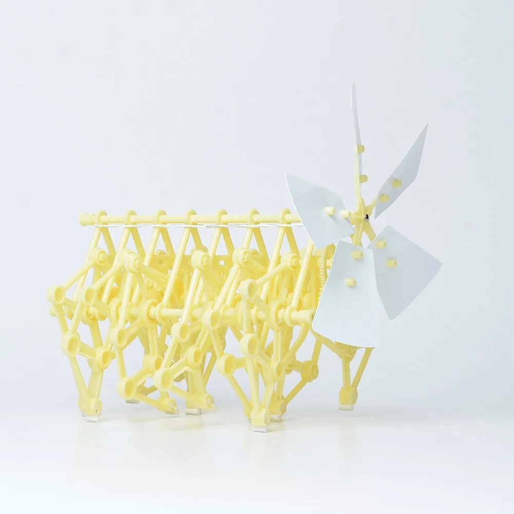 Wind bionic walking robot wind energy puzzle toys robots wind power machinery beast
Wind bionic walking robot wind energy puzzle toys robots wind power machinery beast