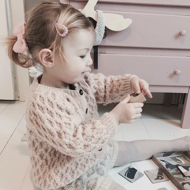 2018 Autumn Girl Knitted Cotton Cardigan Kids Girls Sweaters Princess Girl Clothings Children Clothes
2018 Autumn Girl Knitted Cotton Cardigan Kids Girls Sweaters Princess Girl Clothings Children Clothes