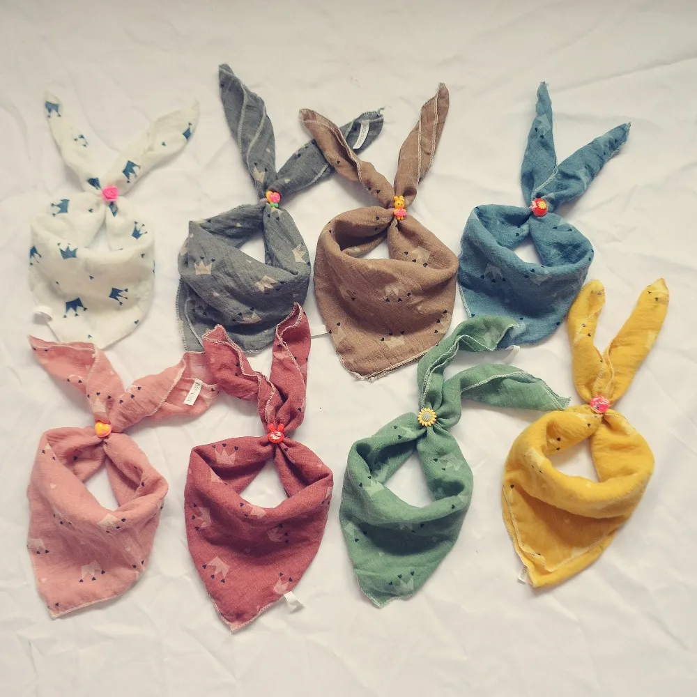 2019 New Children's Cute Square Scarf Cotton Linen Triangle Scarves Baby Small Crown Warm Wild Wrap Neck Neckerchief Gift
2019 New Children's Cute Square Scarf Cotton Linen Triangle Scarves Baby Small Crown Warm Wild Wrap Neck Neckerchief Gift