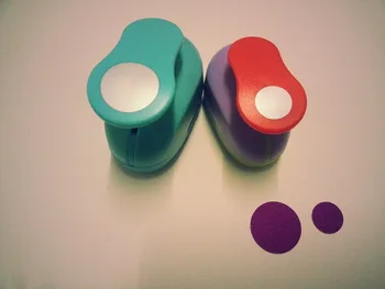 free shipping 2pcs(2.5cm,1.5cm) circle shape craft punch set Punch Craft Scrapbooking school Paper Puncher eva hole punch
free shipping 2pcs(2.5cm,1.5cm) circle shape craft punch set Punch Craft Scrapbooking school Paper Puncher eva hole punch