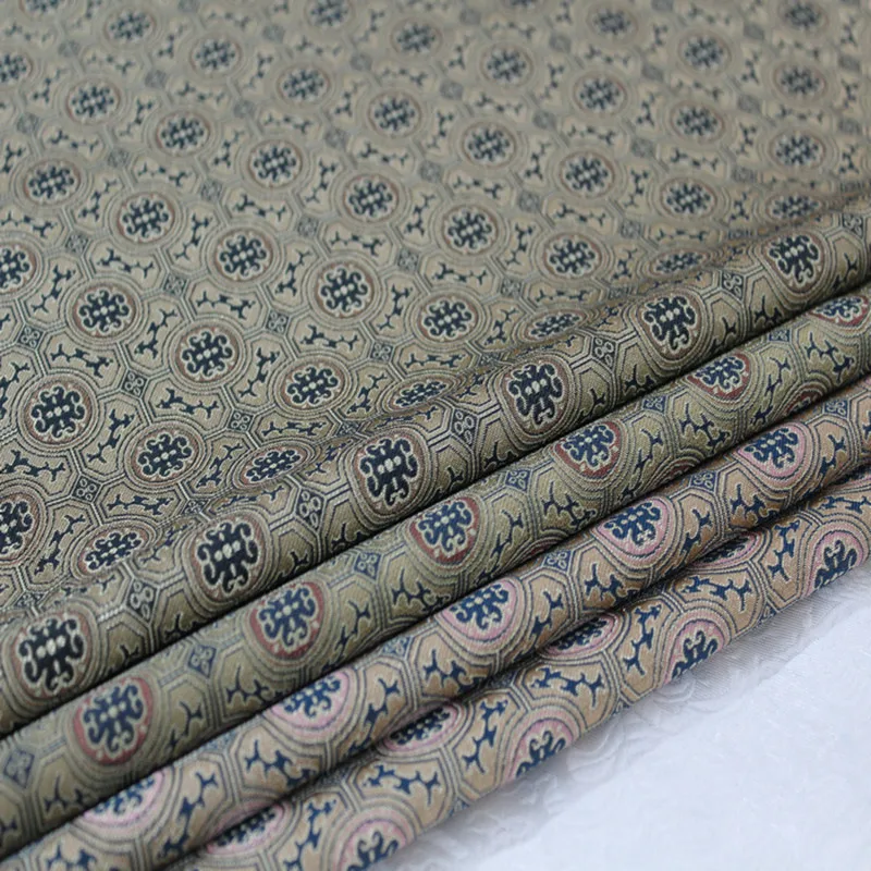 CF119 1yard Silk Fabric Chinese Style Brocade Jacquard Fabric For Men Dress Fabric Chinese Dress Packing Decorative Cloth
CF119 1yard Silk Fabric Chinese Style Brocade Jacquard Fabric For Men Dress Fabric Chinese Dress Packing Decorative Cloth