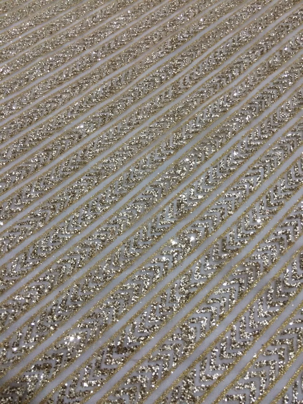 top selling L-372 Hand print glued glitter mesh tulle african lace fabric for wedding dress
top selling L-372 Hand print glued glitter mesh tulle african lace fabric for wedding dress