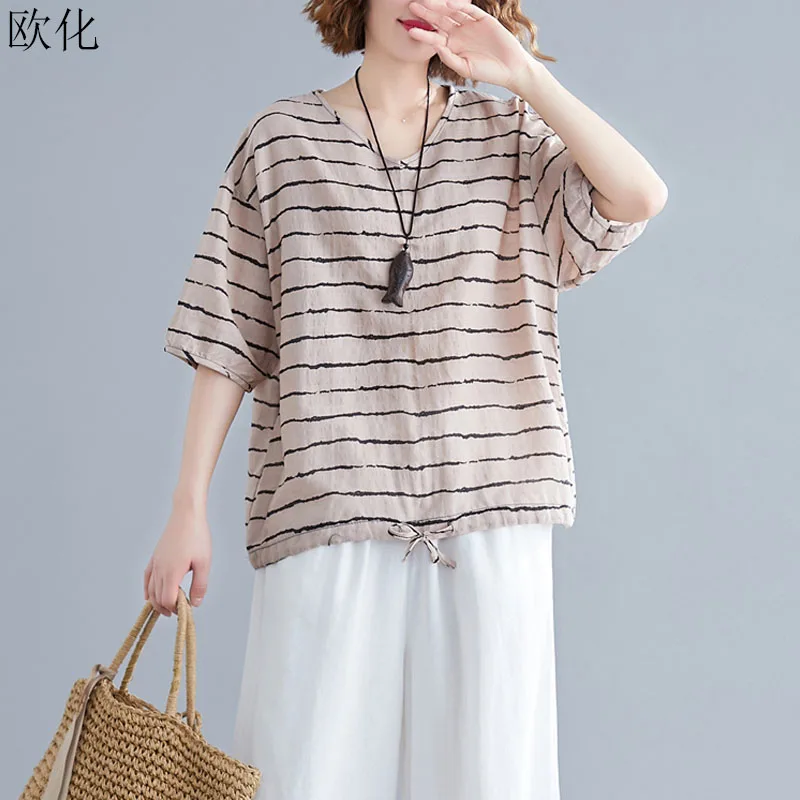 2019 Summer New Short Sleeve Cotton Linen Tshirt Women Plus Size Casual Loose Striped Tee Shirt Female Big Size T Shirt Tops 4XL
2019 Summer New Short Sleeve Cotton Linen Tshirt Women Plus Size Casual Loose Striped Tee Shirt Female Big Size T Shirt Tops 4XL