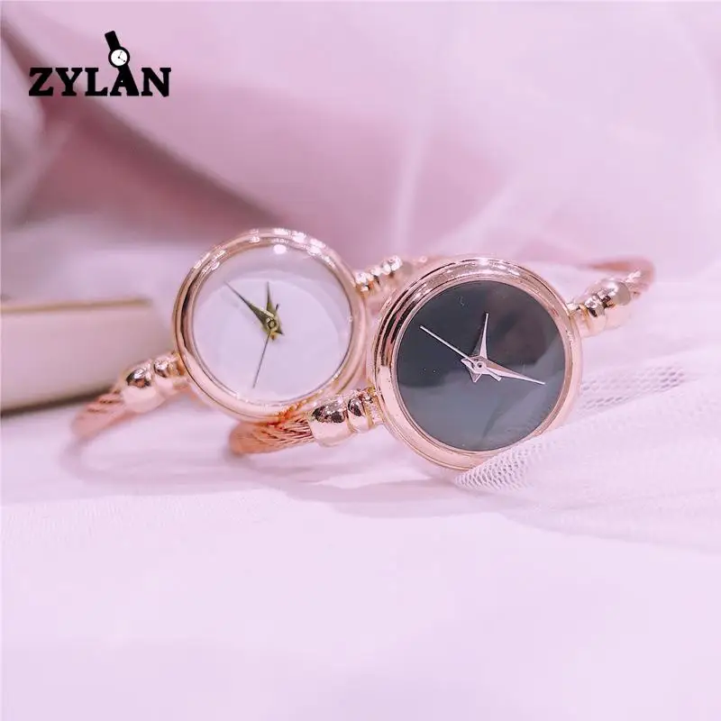 ZYLAN Luxury Accessories Women Bracelet Wristwatch Slim Band Small Dial Ladies Bangle Wristwatches Female Hours Black Gold
ZYLAN Luxury Accessories Women Bracelet Wristwatch Slim Band Small Dial Ladies Bangle Wristwatches Female Hours Black Gold
