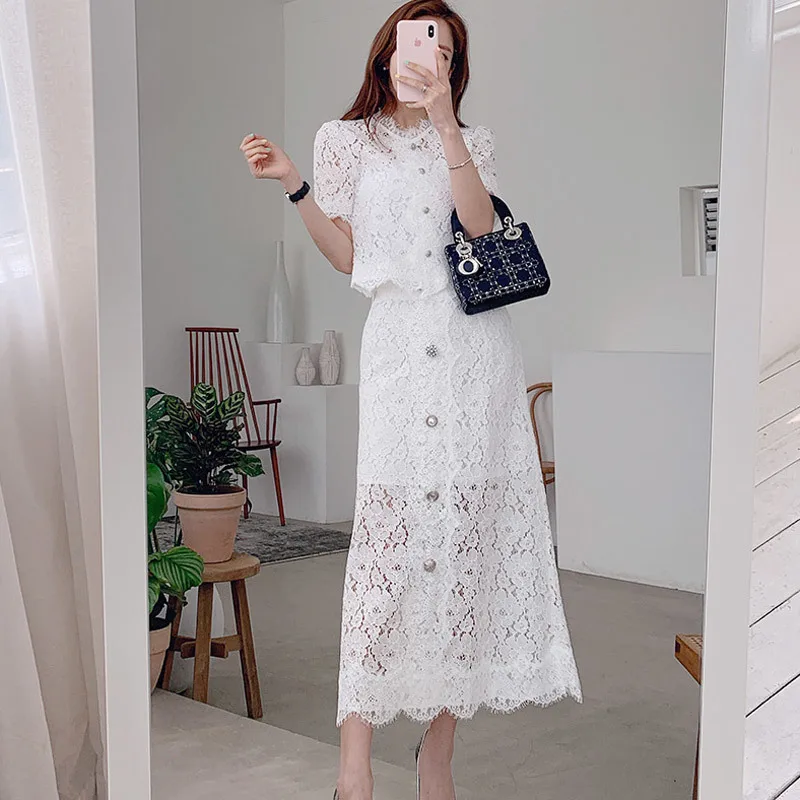 Women Short Sleeve Beading Button Lace Shirt Top + Single-breasted A-line Long Skirt Office Set 2019 Summer Lace 2 Pieces Suits
Women Short Sleeve Beading Button Lace Shirt Top + Single-breasted A-line Long Skirt Office Set 2019 Summer Lace 2 Pieces Suits