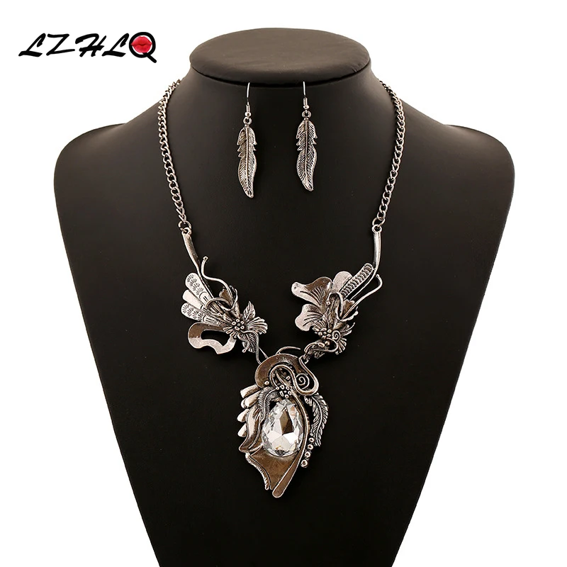 Ethnic Vintage Flowers Bouquet Choker Statement Necklace Set Women Zinc Alloy Necklaces Pendants Trendy Jewelry Collares 
Ethnic Vintage Flowers Bouquet Choker Statement Necklace Set Women Zinc Alloy Necklaces Pendants Trendy Jewelry Collares
