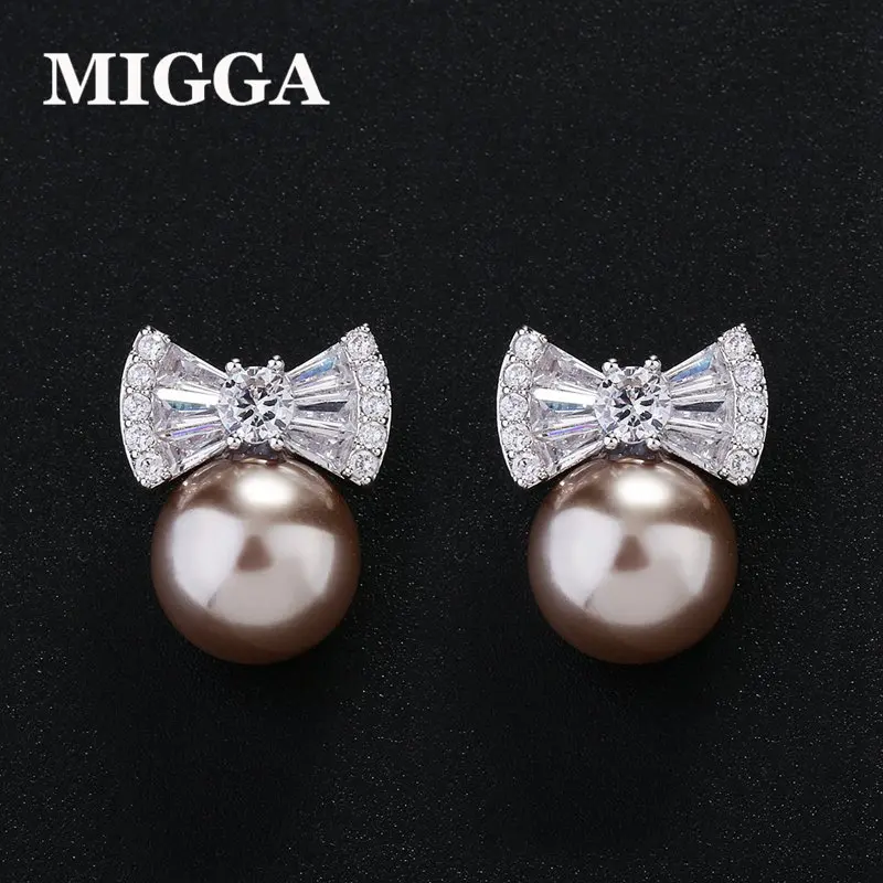 MIGGA Exquisite Cubic Zircon Bowknot Stud Earrings for Women Gift Sweet Simulated Pearl Earrings Jewelry
MIGGA Exquisite Cubic Zircon Bowknot Stud Earrings for Women Gift Sweet Simulated Pearl Earrings Jewelry