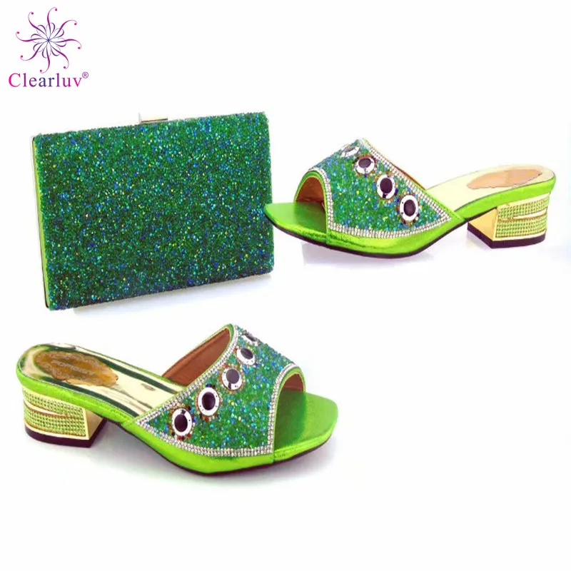 Latest Design African Women Shoes and Bag Set Decorated with Appliques Matching Shoes and Bag Set In Heels Luxury Women Shoes
Latest Design African Women Shoes and Bag Set Decorated with Appliques Matching Shoes and Bag Set In Heels Luxury Women Shoes
