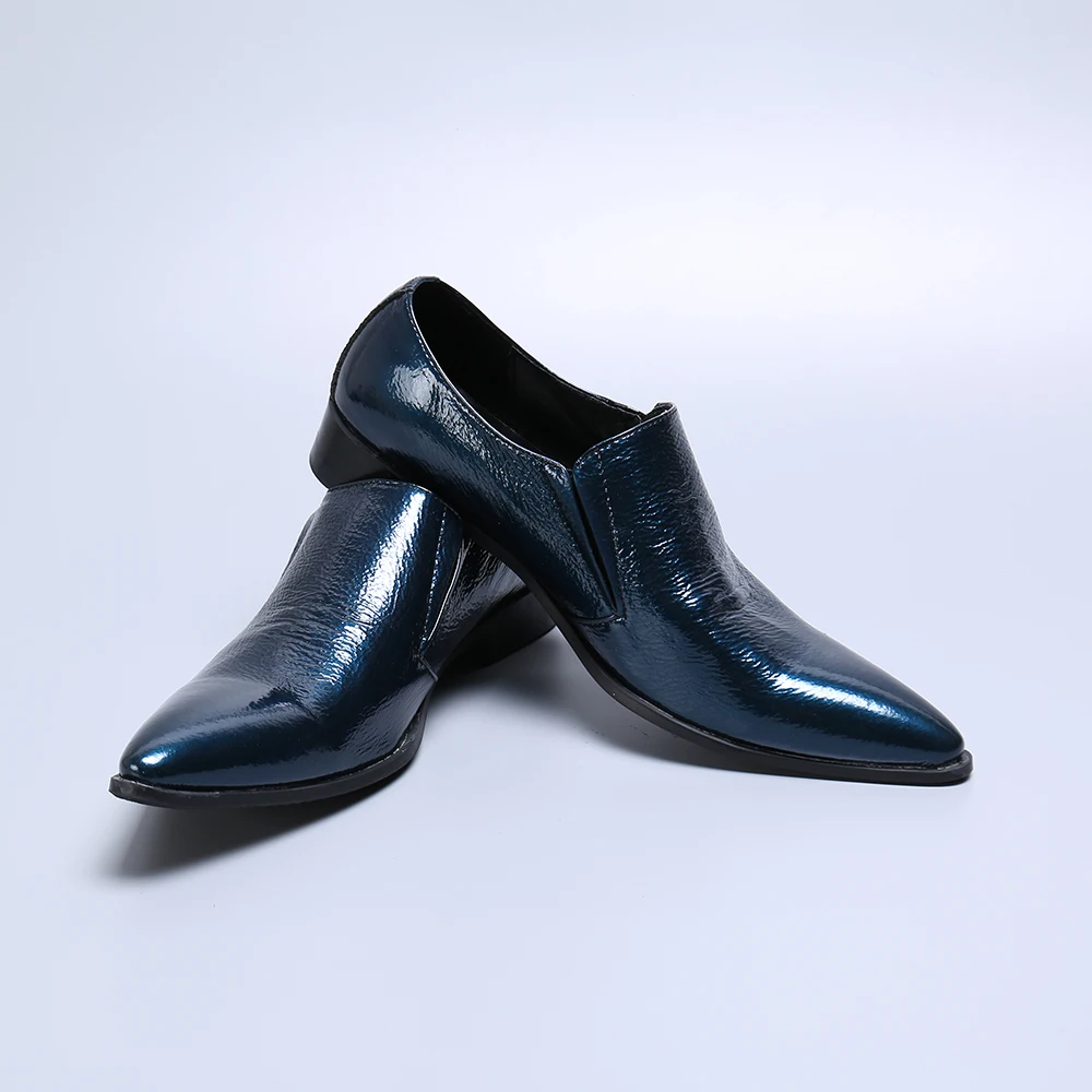 New style fashionable pointed shoe daily youth carefree male leather shoes hairstylist covers a foot recreational shoe dress
New style fashionable pointed shoe daily youth carefree male leather shoes hairstylist covers a foot recreational shoe dress