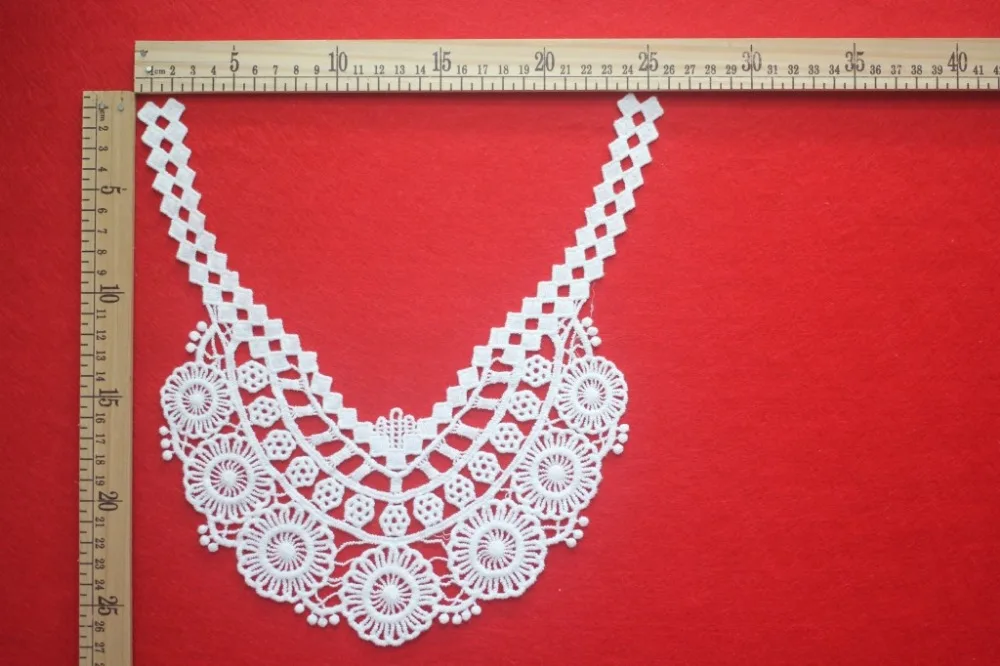 10pcs 26cm*27cm Collar Applique Venise Lace Neckline Trims Sewing Applique Lace Accessories Decoration for DIY Craft
10pcs 26cm*27cm Collar Applique Venise Lace Neckline Trims Sewing Applique Lace Accessories Decoration for DIY Craft