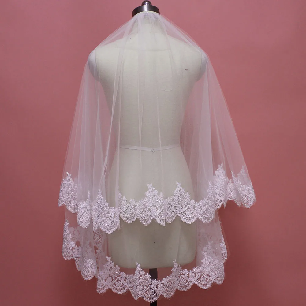 Real Photos 2 Layers Sequined Lace Short Wedding Veil with Comb White Ivory Tulle Bridal Veil Veu de Noiva Wedding Accessories
Real Photos 2 Layers Sequined Lace Short Wedding Veil with Comb White Ivory Tulle Bridal Veil Veu de Noiva Wedding Accessories