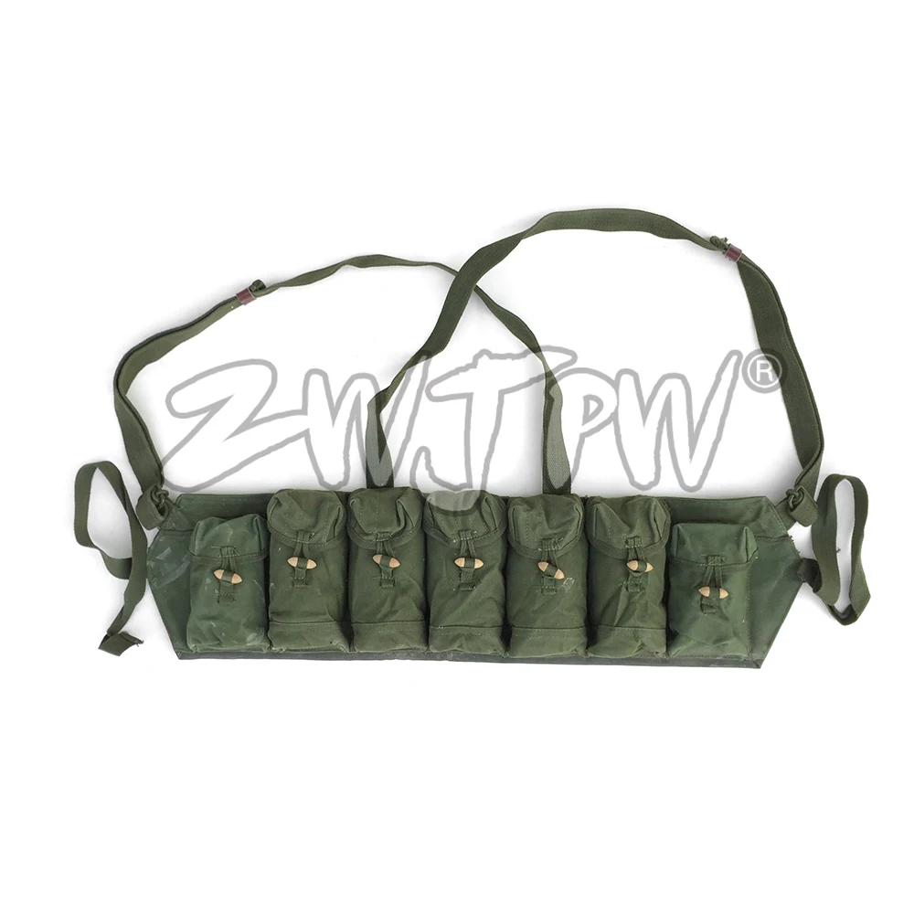 Original WW2 Chinese Military Army Vietnam War SKS/Type 63 Canvas Ammo Pouch Bag Hunting Magazine Bag CN.AW/104230
Original WW2 Chinese Military Army Vietnam War SKS/Type 63 Canvas Ammo Pouch Bag Hunting Magazine Bag CN.AW/104230