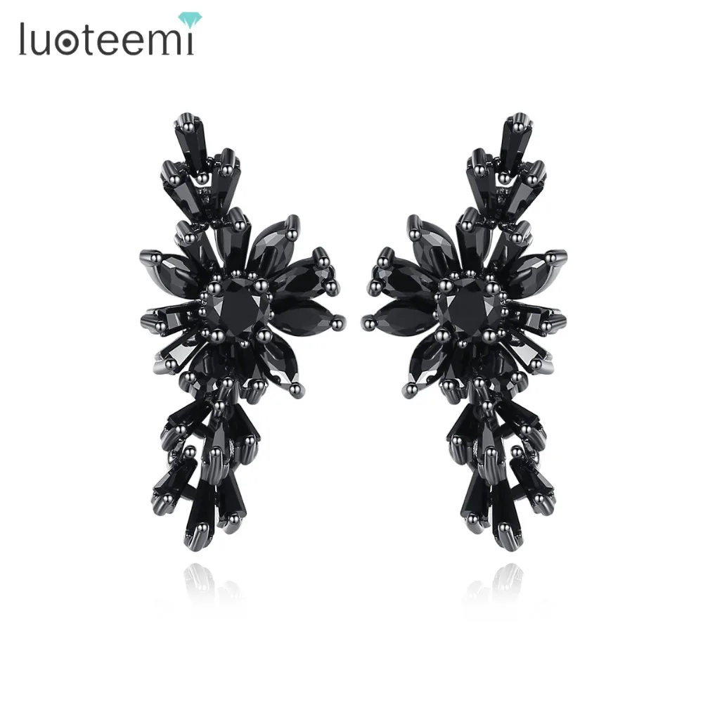 LUOTEEMI Brand New Design Oval Strip Cubic Zirconia Clear Black White Gold Color Stid Earrings for Women Girl Party Brincos
LUOTEEMI Brand New Design Oval Strip Cubic Zirconia Clear Black White Gold Color Stid Earrings for Women Girl Party Brincos