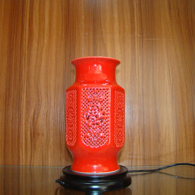 Vase lamp ingdezhen Chinese Porcelain Ceramic Table Lamp vintage decorative bedside living room wedding table lamp red
Vase lamp ingdezhen Chinese Porcelain Ceramic Table Lamp vintage decorative bedside living room wedding table lamp red