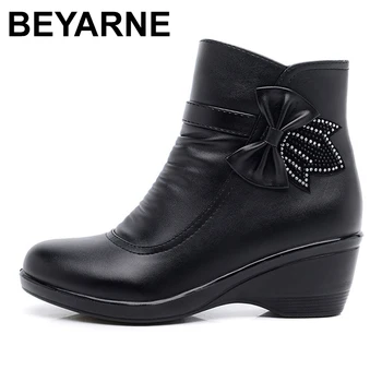 BEYARNE Bow knot Leather boots Ladies Waterproof Winter shoes for women plush Zip Ankle boots for women Comfortable wedges boot
BEYARNE Bow knot Leather boots Ladies Waterproof Winter shoes for women plush Zip Ankle boots for women Comfortable wedges boot