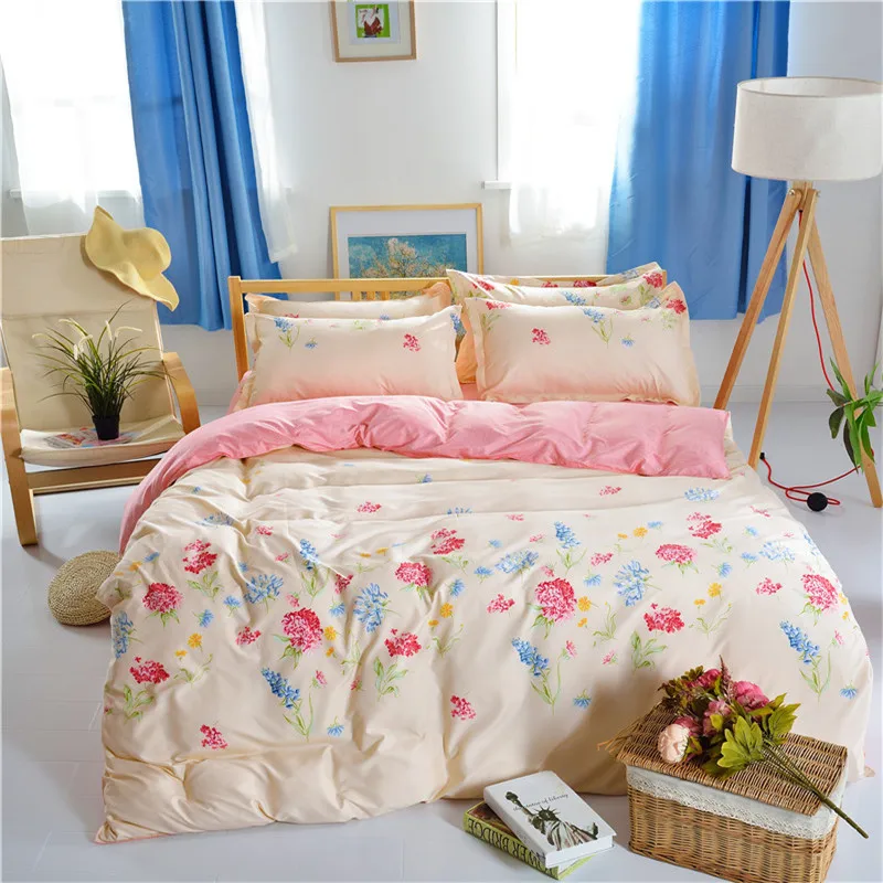 2018 Bedding European Style Comfortable Soft Fashion Hot Four-Piece Set 100% Polyester Quilt Cover + Sheets + Pillowcase
2018 Bedding European Style Comfortable Soft Fashion Hot Four-Piece Set 100% Polyester Quilt Cover + Sheets + Pillowcase