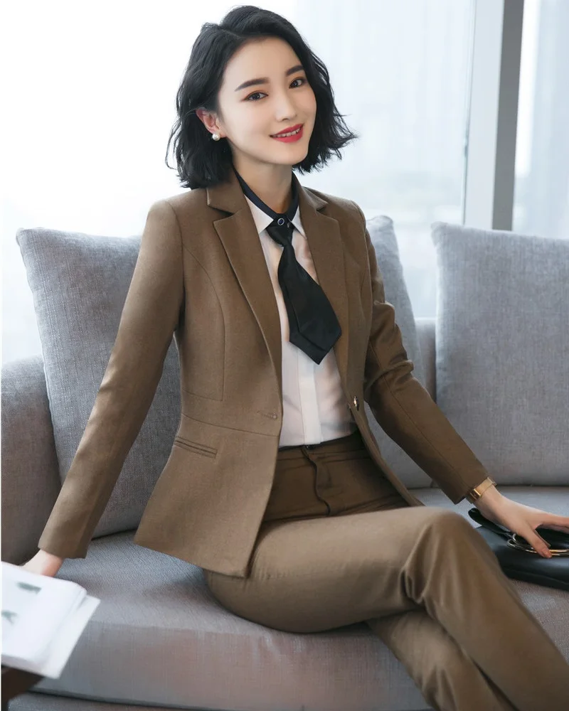 Fashion Khaki High Quality Fabric 2018 Autumn Winter Formal Pantsuits With Jackets and Pants Women Pants Suits Female Blazers
Fashion Khaki High Quality Fabric 2018 Autumn Winter Formal Pantsuits With Jackets and Pants Women Pants Suits Female Blazers