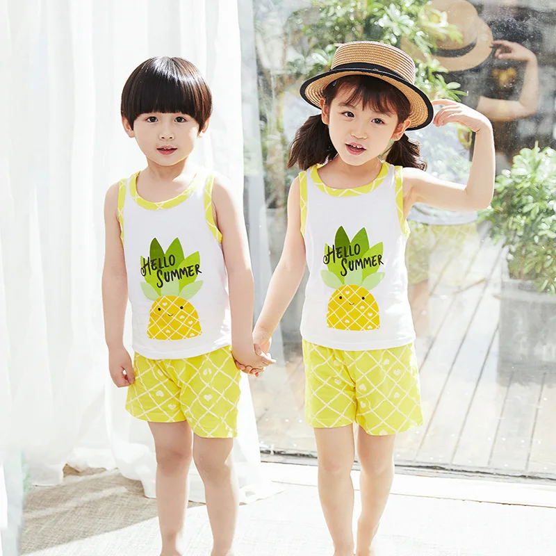 Фото Комплект одежды из 2 предметов для маленьких мальчиков летняя футболка без