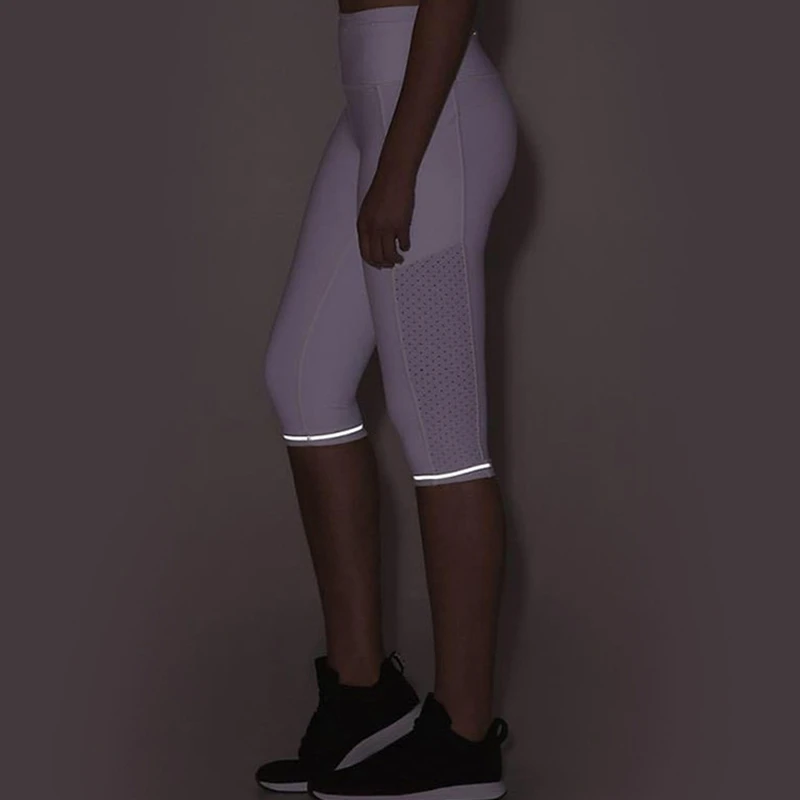 Sexy Push Up Yoga Pants High Waist Leggins Sport Fitness Sports Wear For Women Gym Reflective Running Pants Female Black Wihte
Sexy Push Up Yoga Pants High Waist Leggins Sport Fitness Sports Wear For Women Gym Reflective Running Pants Female Black Wihte