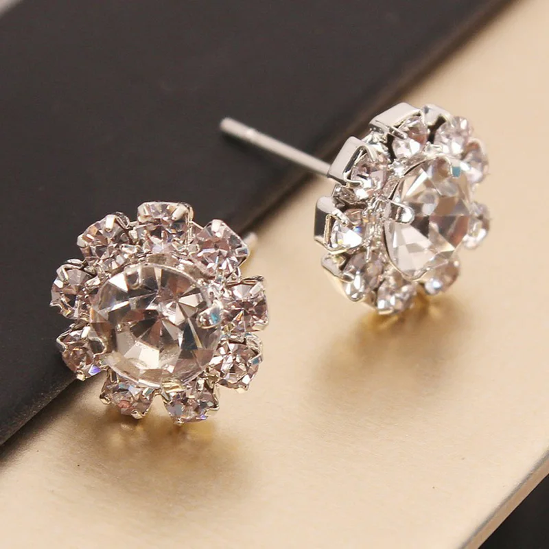 Sun Flower Stud Earrings For Women Jewelry Crystal Zircon Simple Korean Earrings Oorbellen Orecchini Brinco
Sun Flower Stud Earrings For Women Jewelry Crystal Zircon Simple Korean Earrings Oorbellen Orecchini Brinco