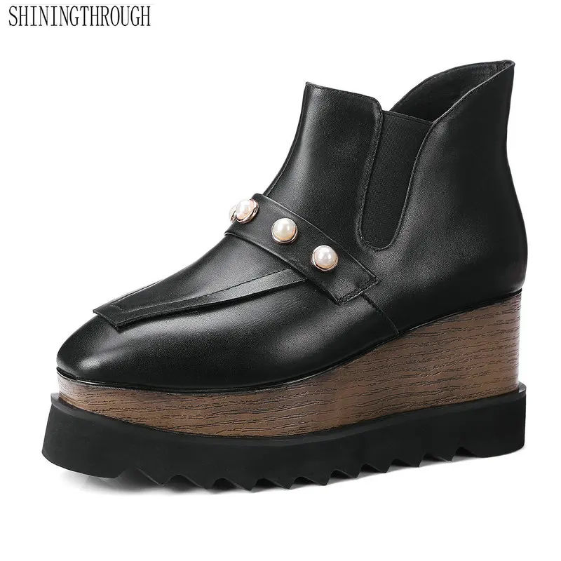 Genuine leather Women Ankle Boots Wedges High Heeled Autumn Winter Wedding Party Shoes Woman casual Shoes woman
Genuine leather Women Ankle Boots Wedges High Heeled Autumn Winter Wedding Party Shoes Woman casual Shoes woman